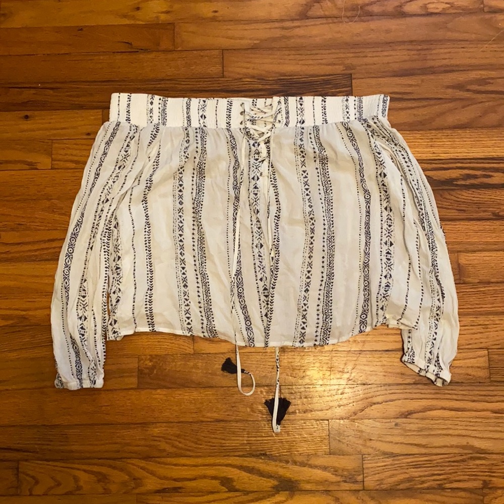 Off shoulder crop top
